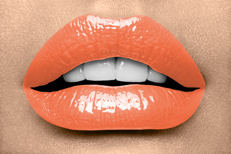 shiny lip gloss luscious glossy finish moisturizing non-sticky everyday wear